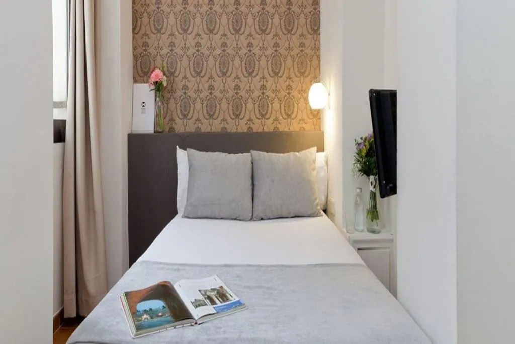 SINGLE BASIC Room, Sercotel Toledo Imperial, Madrid