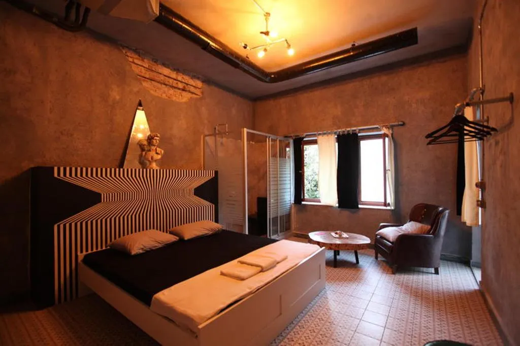 DOUBLE WITH BALCONY Room, Role Street Hostel, Antalya