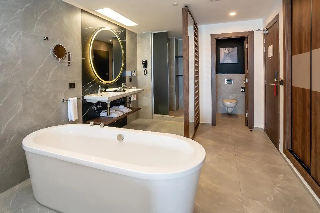 JUNIOR SUITE OCEAN VIEW Room, Riu Palace Kukulkan - Adults Only - All Inclusive, Cancun Area