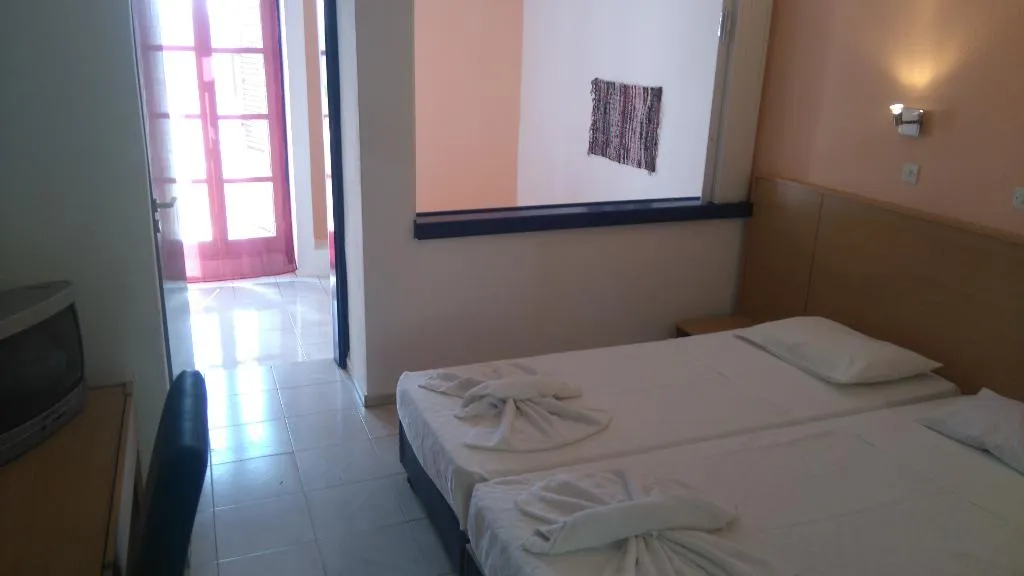 FAMILY ROOM GARDEN VIEW Room, Kallithea Sun & Sky, Rhodes