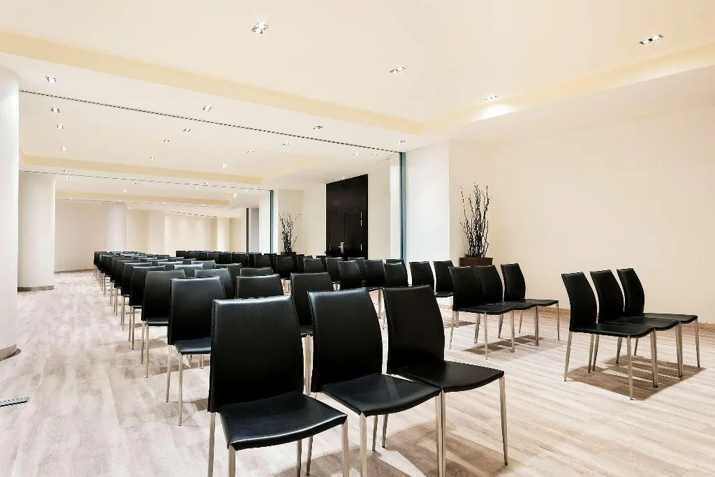 Conferences, Hotel Barcelona Condal Mar Affiliated by Meliá, Barcelona