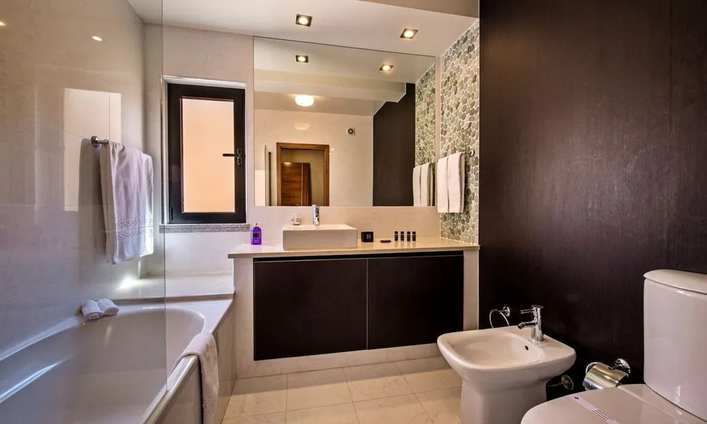 APARTMENT TWO BEDROOMS Room, Baia da Luz, Algarve