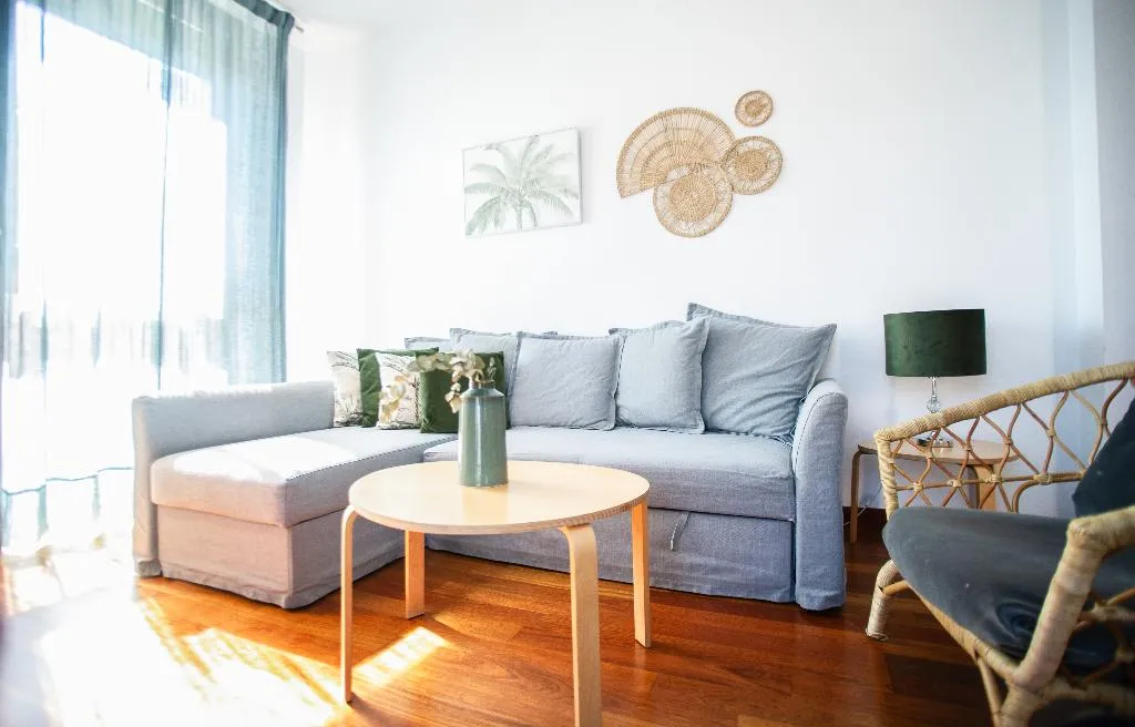 APARTMENT ONE BEDROOM Room, azz Apartamentos Torre de la Plata, Seville