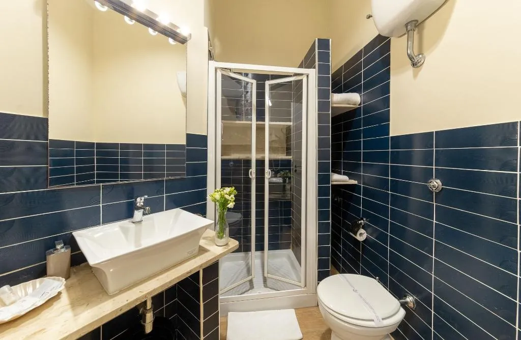 Room, B&B Il Ventre di Napoli, Naples