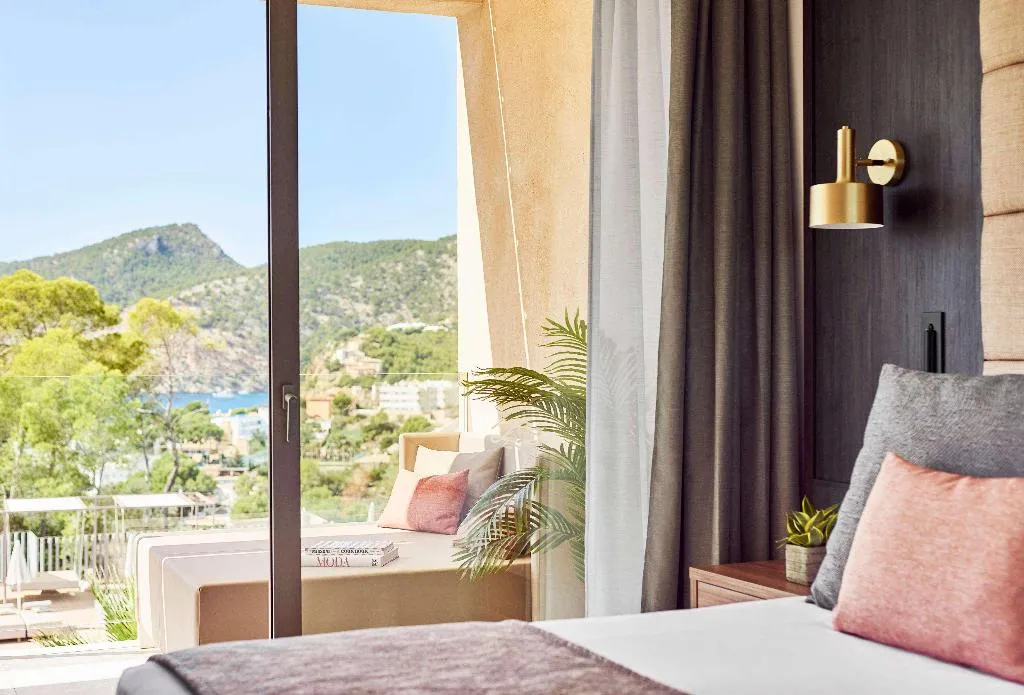 Room, Zafiro Palace Andratx, Majorca