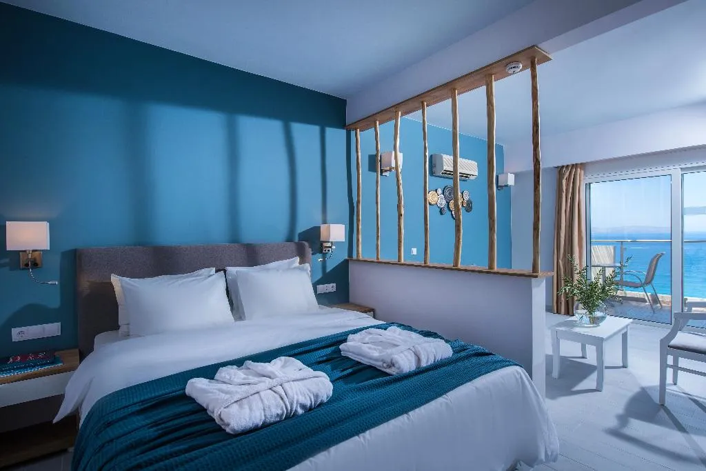 Double or Twin LUXURY SEA VIEW Room, Mistral Mare, Crete