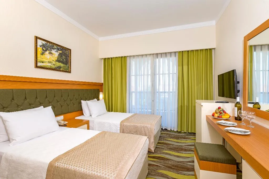 TRIPLE STANDARD Room, Forest Park Hotel, Antalya