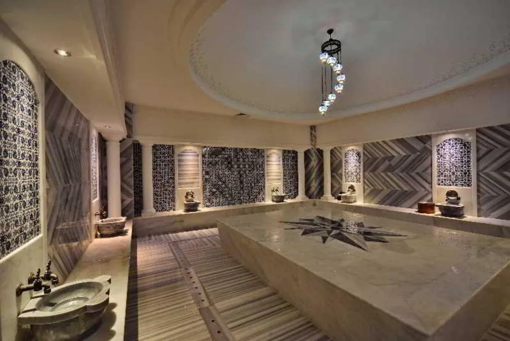 Sports and Entertainment, Side Crown Serenity, Antalya