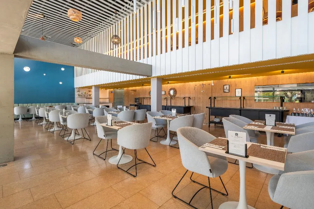 Lobby, Leonardo Boutique Hotel Port Portals - Adults only, Majorca