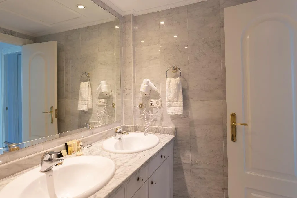 APARTMENT SUPERIOR TWO BEDROOMS Room, Aparthotel Coral Beach, Costa Del Sol