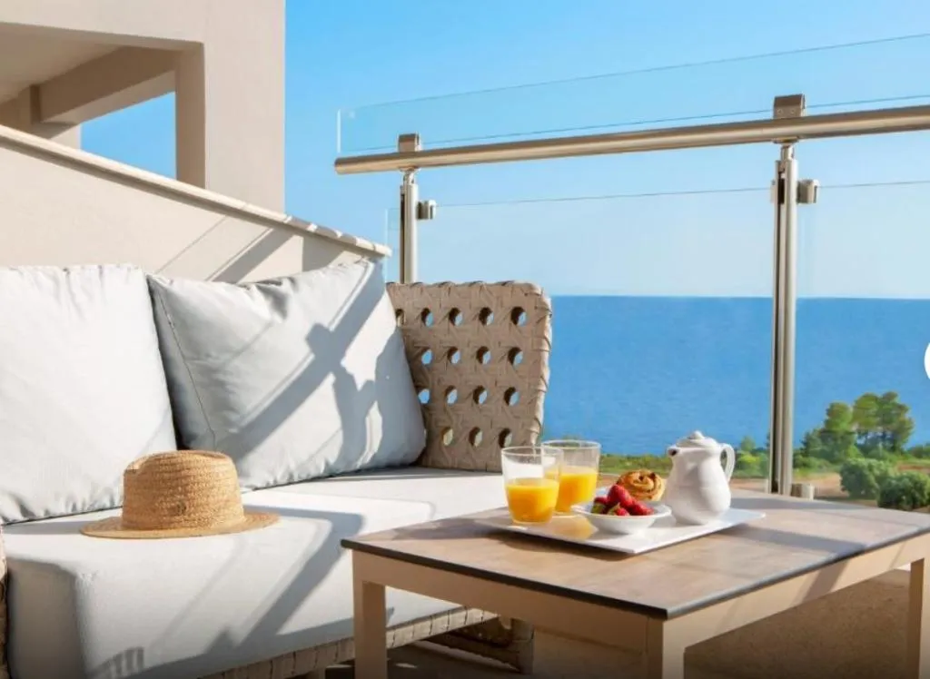 FAMILY ROOM DELUXE Room, Ajul Luxury Hotel & Spa Resort Registry Collection, Halkidiki