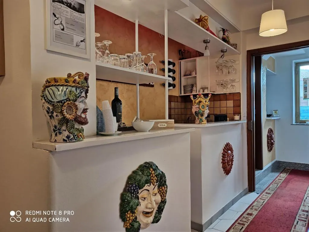 Lobby, Triskeles, Taormina
