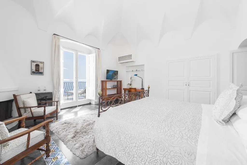 Room, Villa Magia, Naples