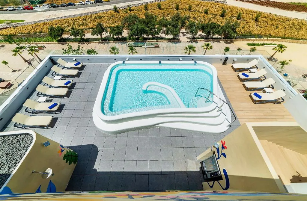 Pool, Carlos I, Costa Blanca