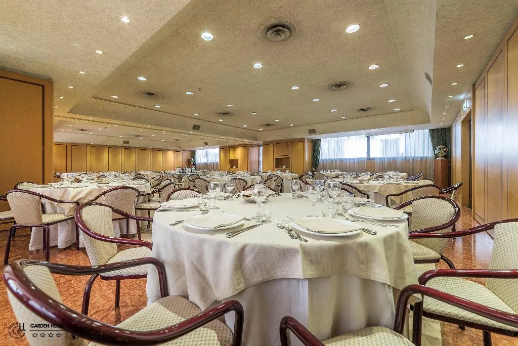 Restaurant, Garden Hotel, Umbria