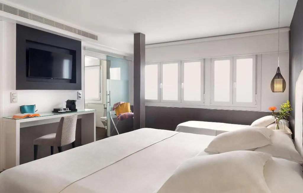 TRIPLE STANDARD Room, Francisco I, Madrid