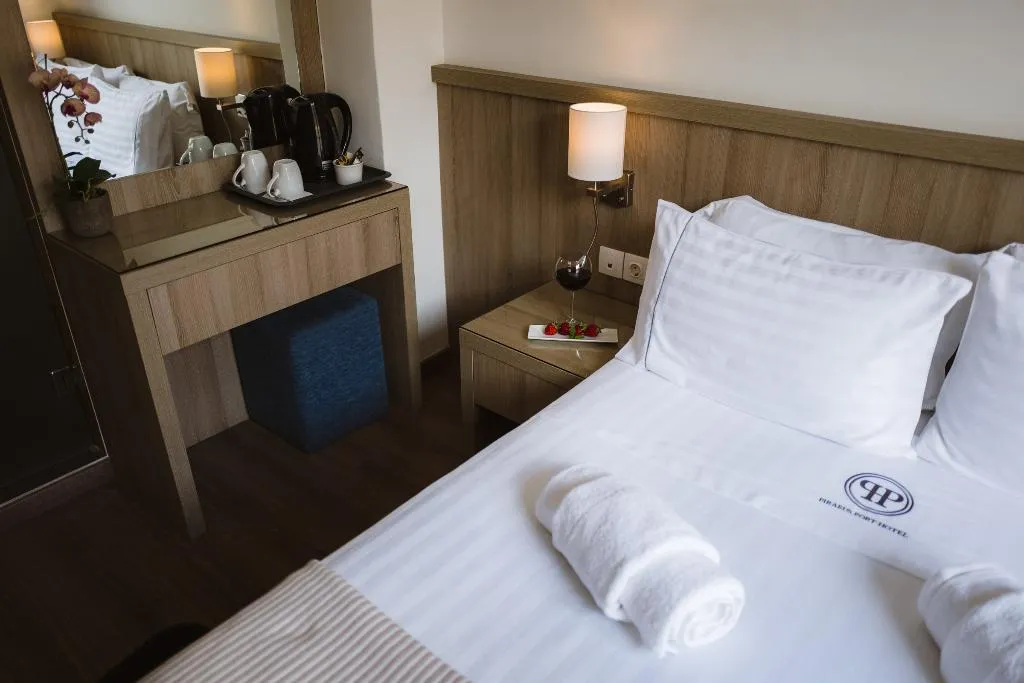 DOUBLE ECONOMY Room, Piraeus Port Hotel, Athens