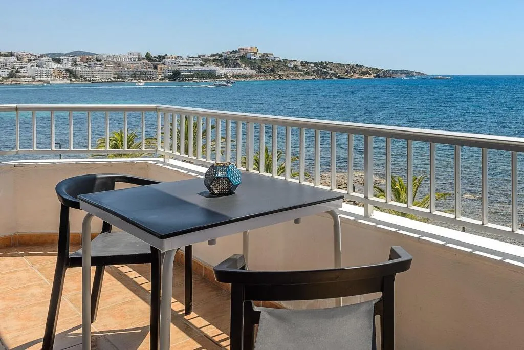 Terrace, Vibra Jabeque Dreams Apartamentos, Ibiza