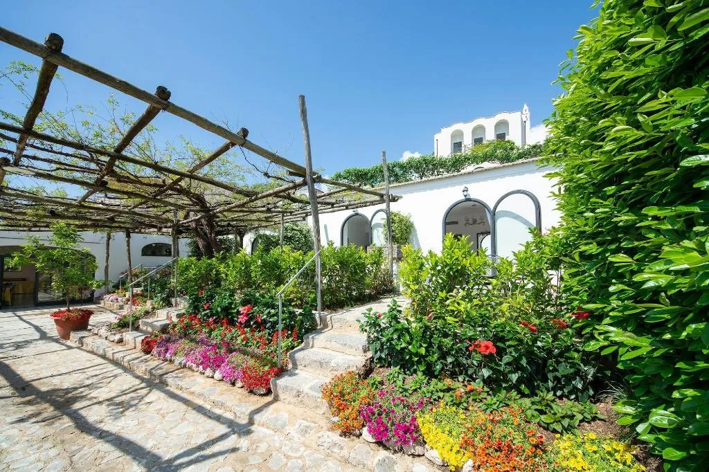 Room, Villa Amore, Naples