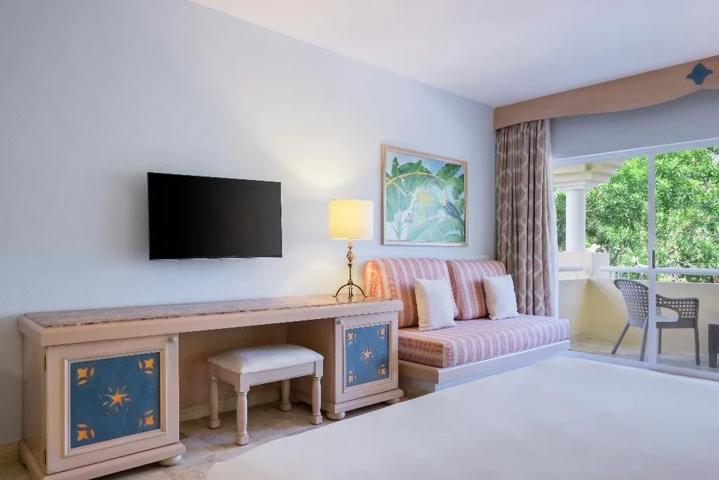 DOUBLE STANDARD Room, Iberostar Waves Paraiso del Mar All Inclusive, Cancun Area