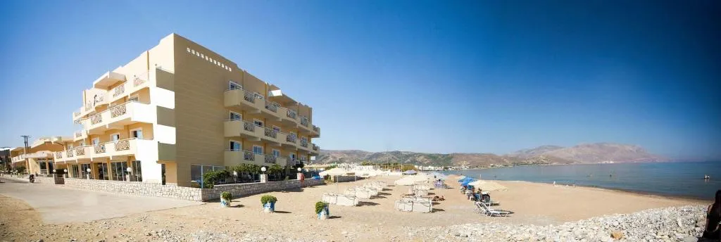 Bar, Sunny Bay, Crete