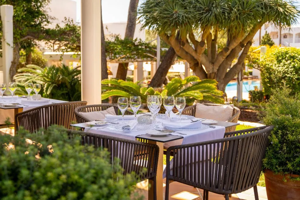 Restaurant, Melia Cala d'Or Boutique Hotel, Majorca