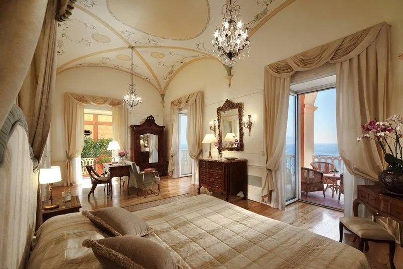 SUITE DELUXE Room, Grand Hotel Excelsior Vittoria Spa, Naples