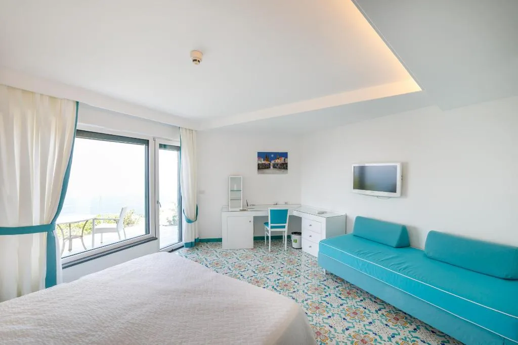DOUBLE SUPERIOR Room, President, Naples