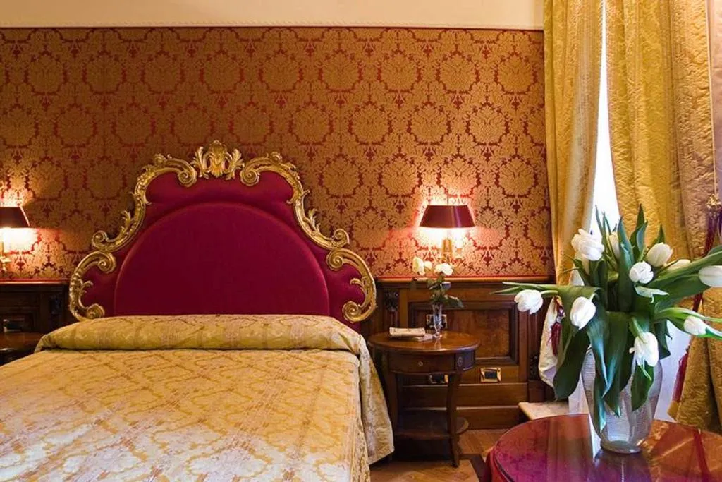 Double or Twin SUPERIOR WITH VIEWS Room, Bellevue Luxury Rooms - San Marco Luxury, Venice