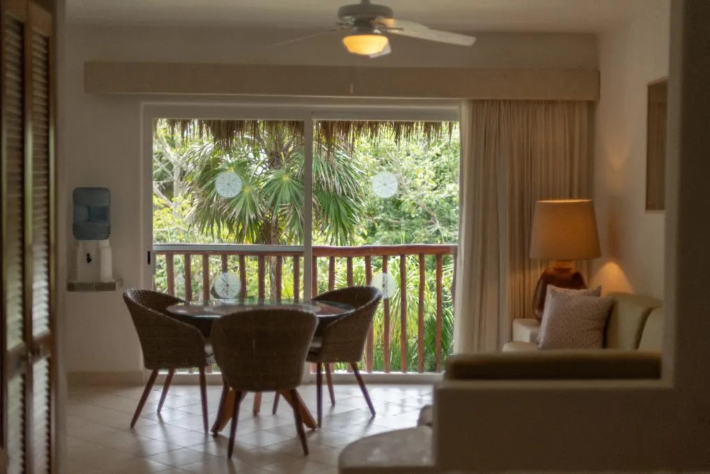 VILLA OCEAN VIEW THREE BEDROOMS Room, Las Villas Akumal, Cancun Area