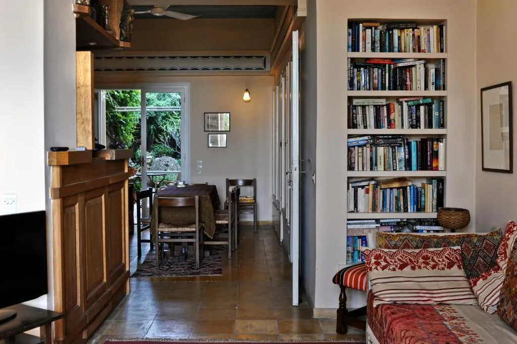 Lobby, Doma, Crete