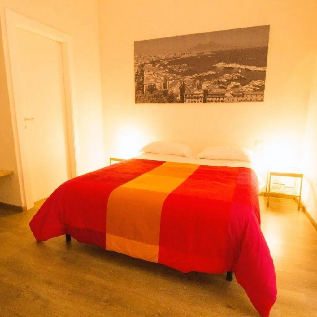 Room, B&B Monaciello, Naples