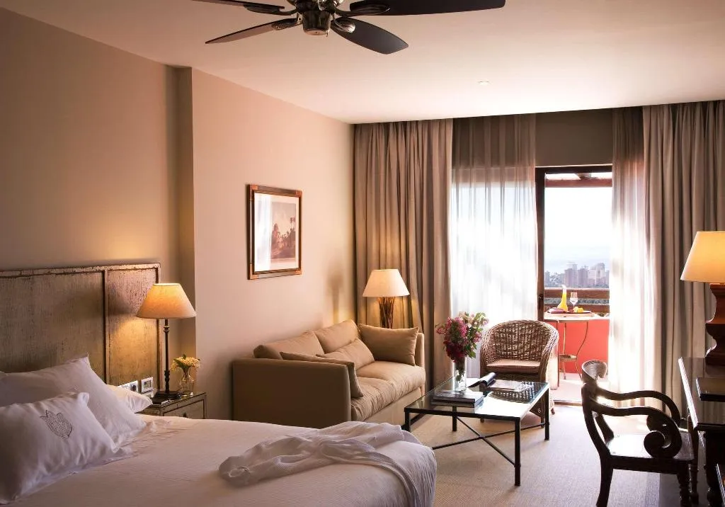 Double or Twin SUPERIOR SEA VIEW Room, Asia Gardens Hotel & Thai Spa, a Royal Hideaway Ho, Costa Blanca
