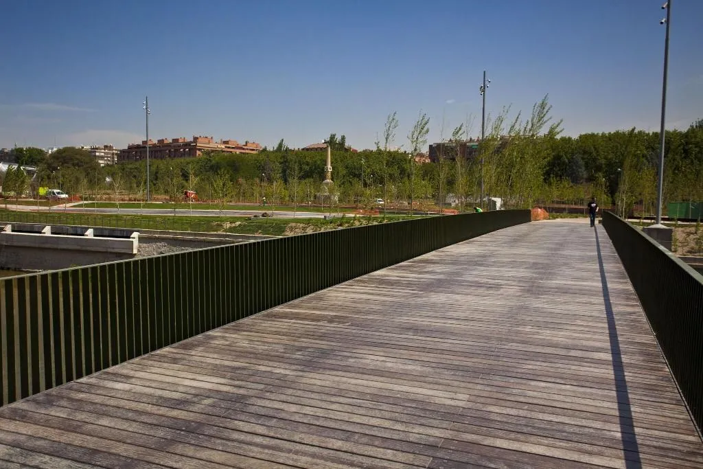 SUITE QUEEN SIZE BED Room, Santos Praga, Madrid