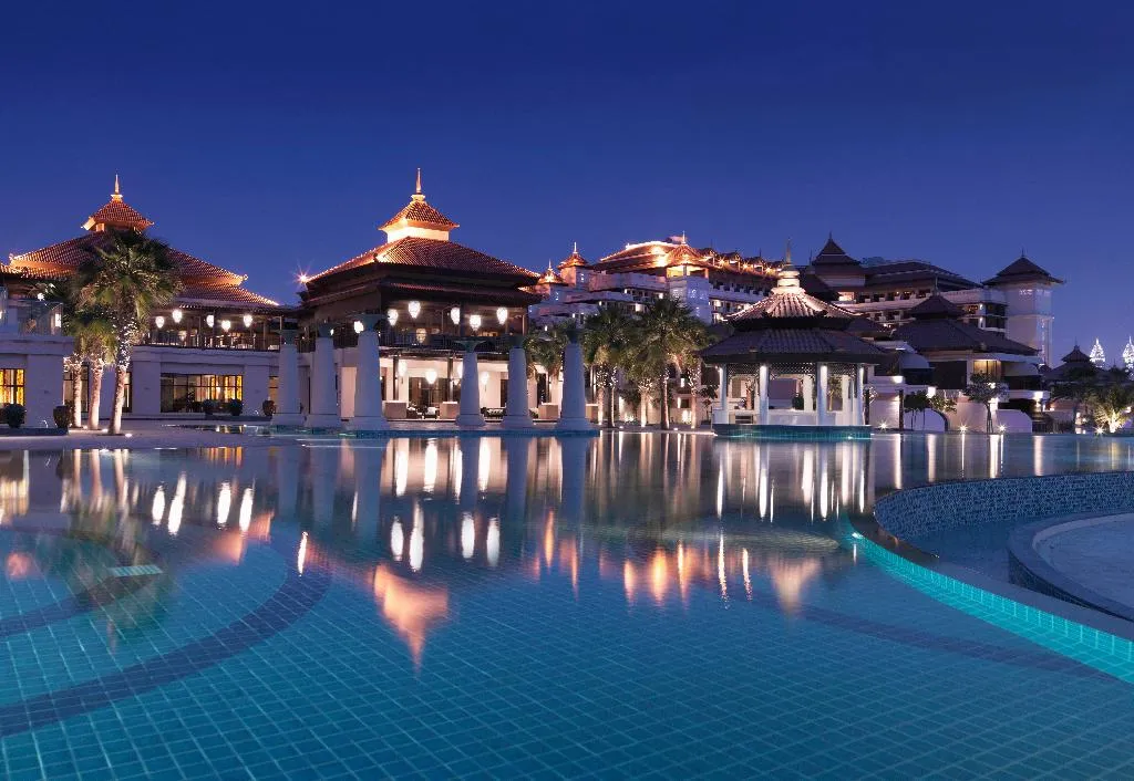 Pool, Anantara The Palm Dubai Resort, Dubai