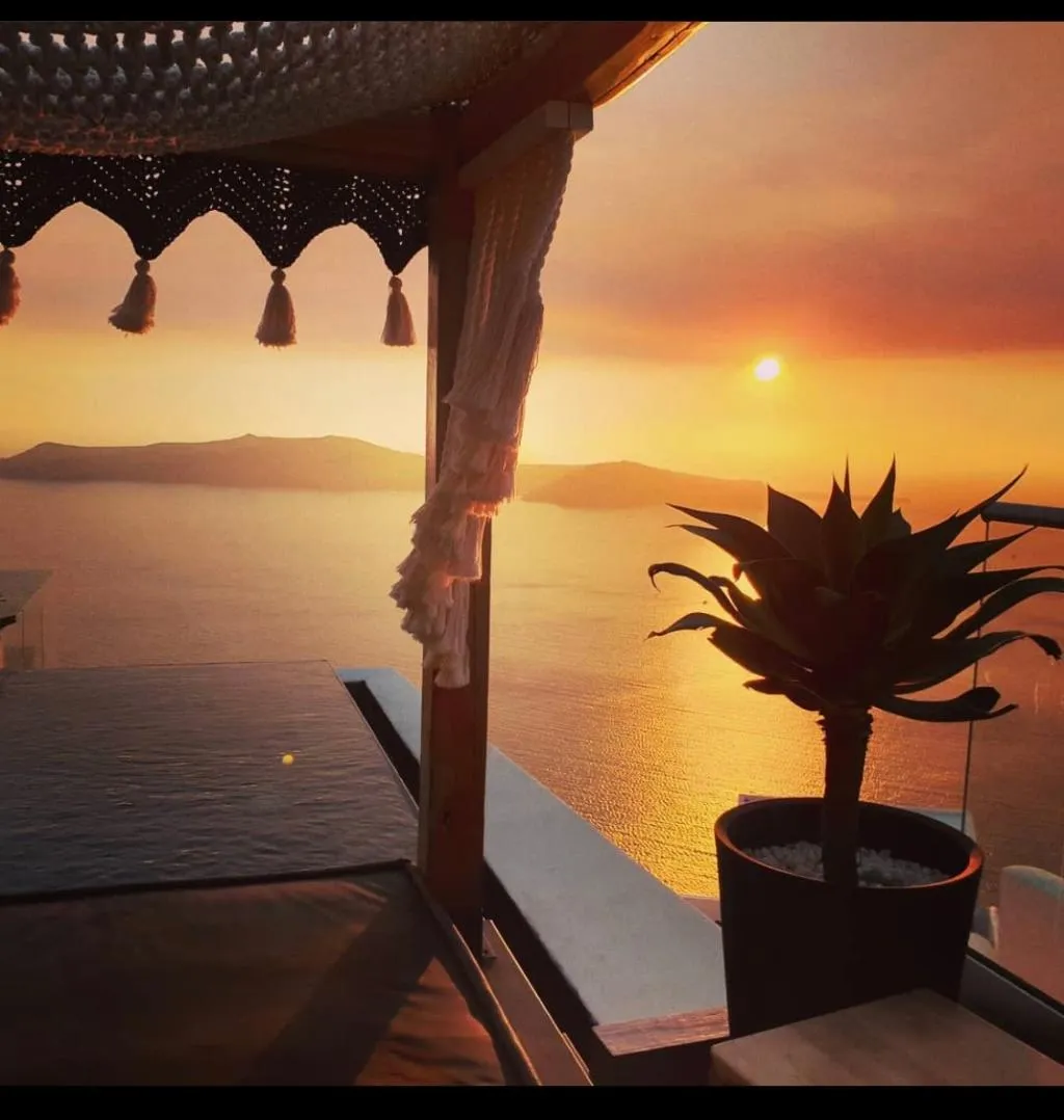 Pool, Galaxy Suites & Villas, Santorini