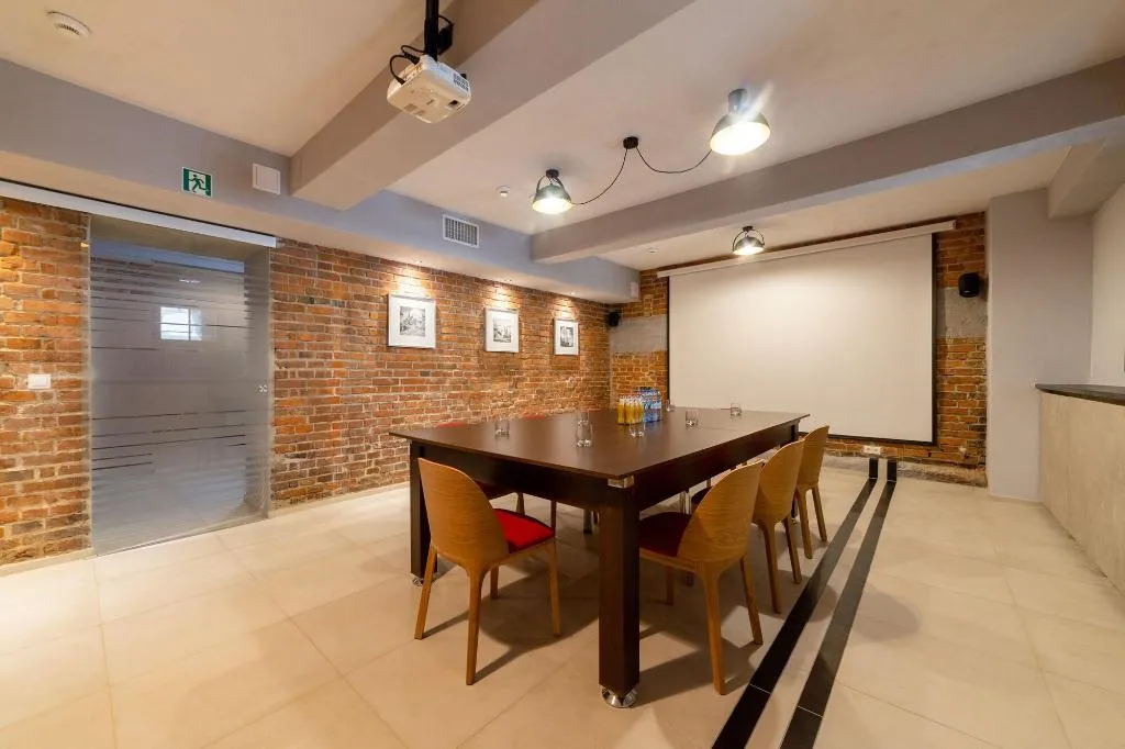 Sports and Entertainment, Portal House Apartments, Krakow