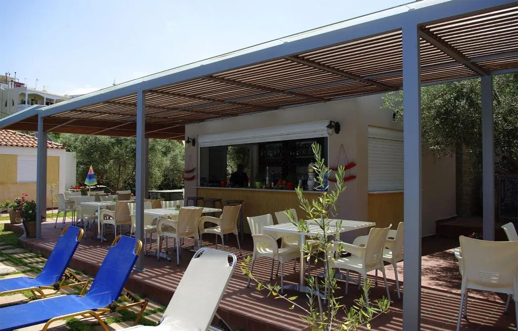 Bar, Elea Apartments, Crete