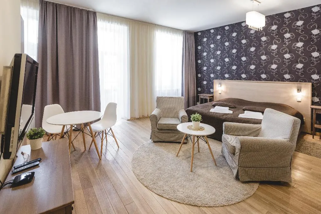 STUDIO WITH BALCONY Room, Riga Lux Apartments - Ernesta, Riga