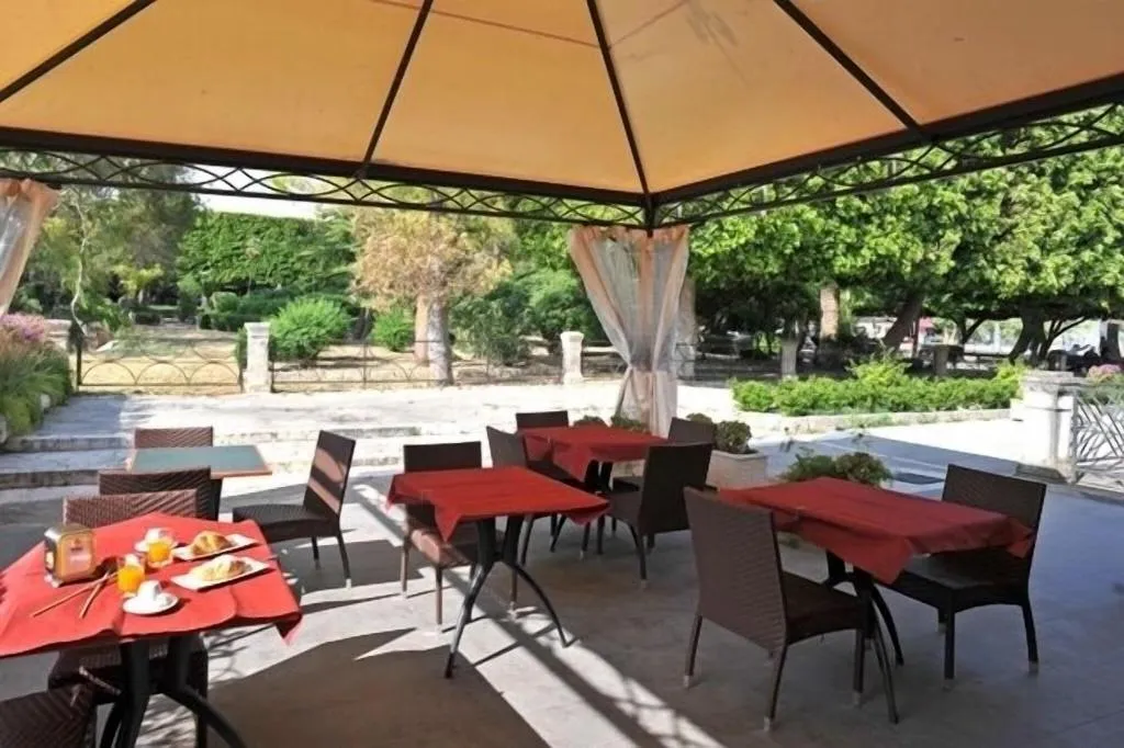 Restaurant, Hotel Flora, Catania