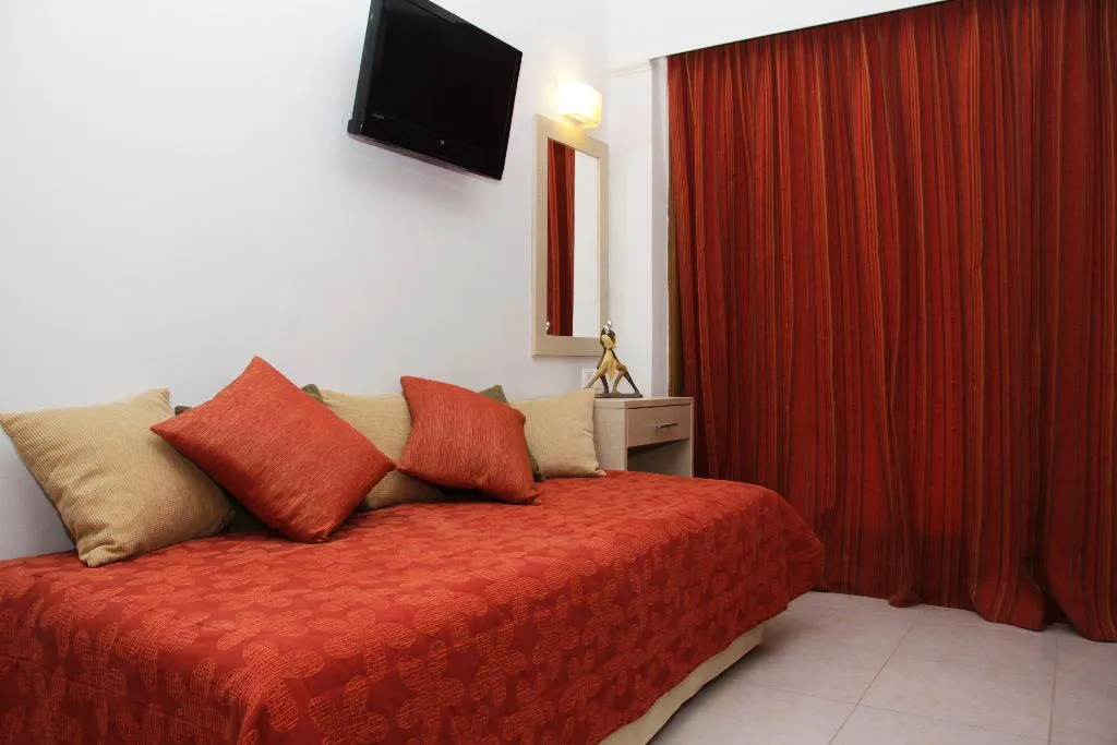 TRIPLE STANDARD Room, Golden Beach, Athens