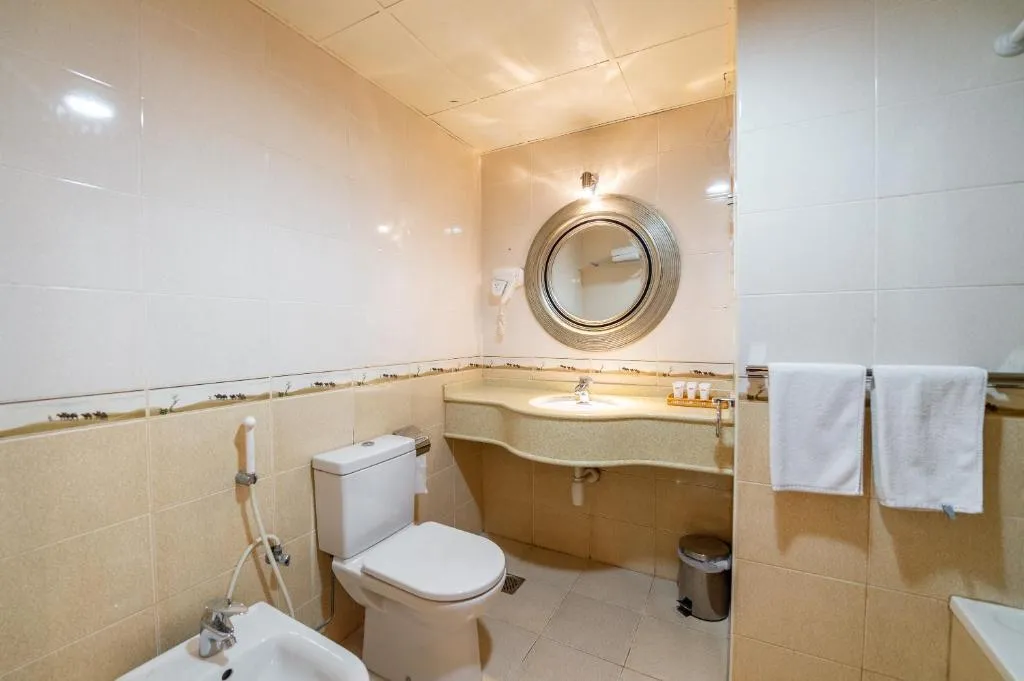 TWIN DELUXE Room, Crystal Plaza Hotel, Dubai