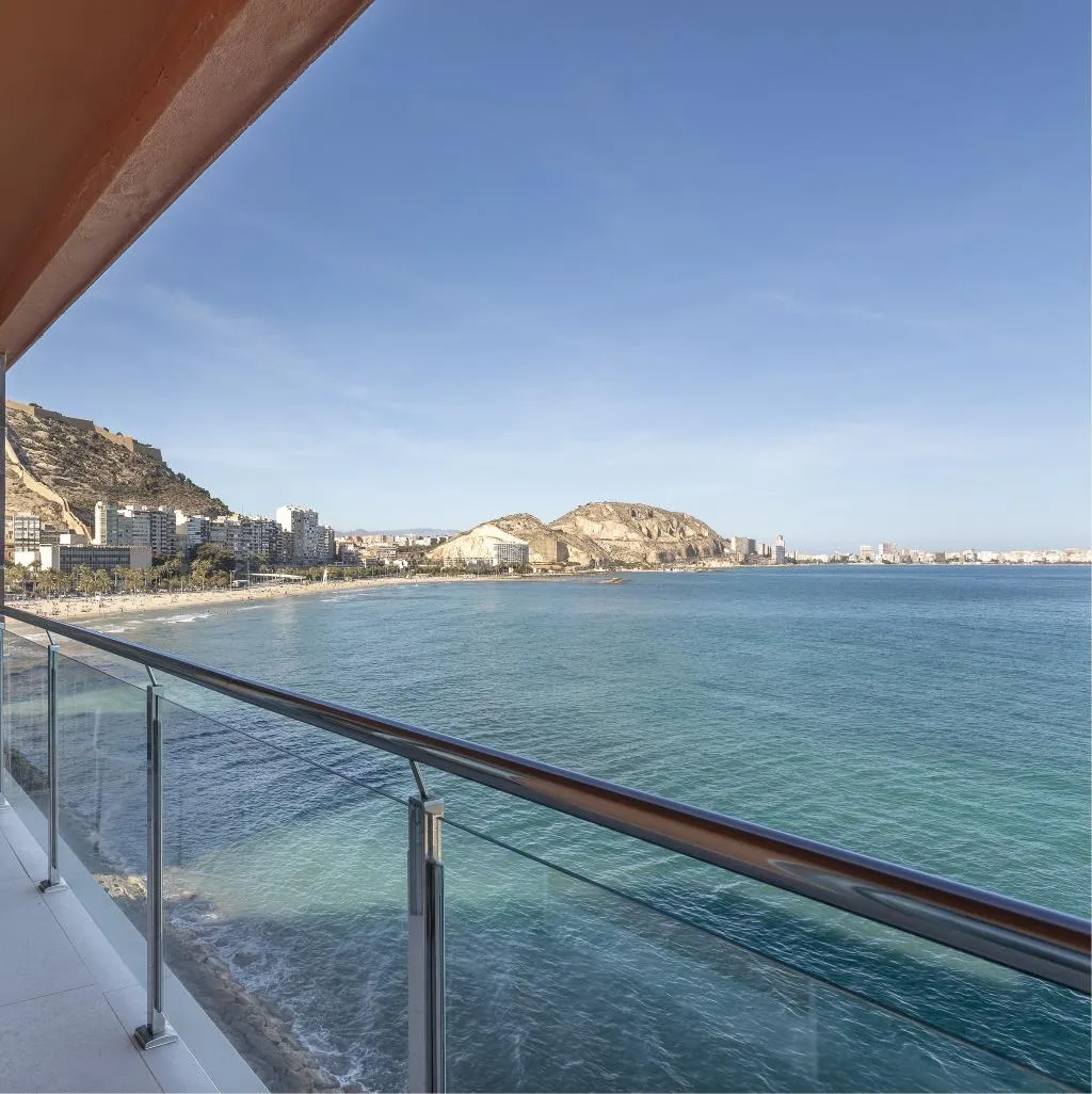 STUDIO SEA VIEW Room, Innside Alicante Porta Maris, Costa Blanca