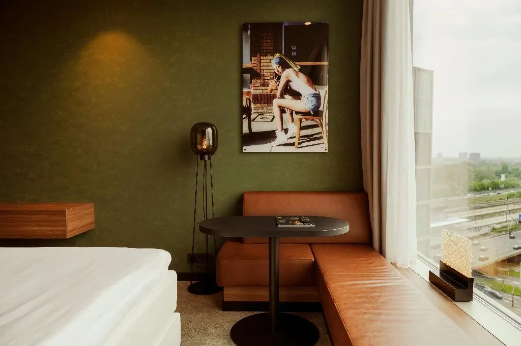 DOUBLE COMFORT Room, Van der Valk Hotel Amsterdam Zuidas, Amsterdam