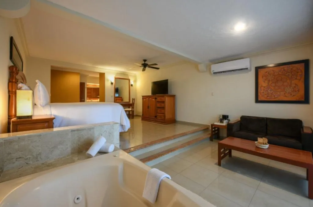 JUNIOR SUITE PREMIUM BEACH FRONT Room, El Dorado Seaside Palms Spa Resort-All Inclusive, Cancun Area