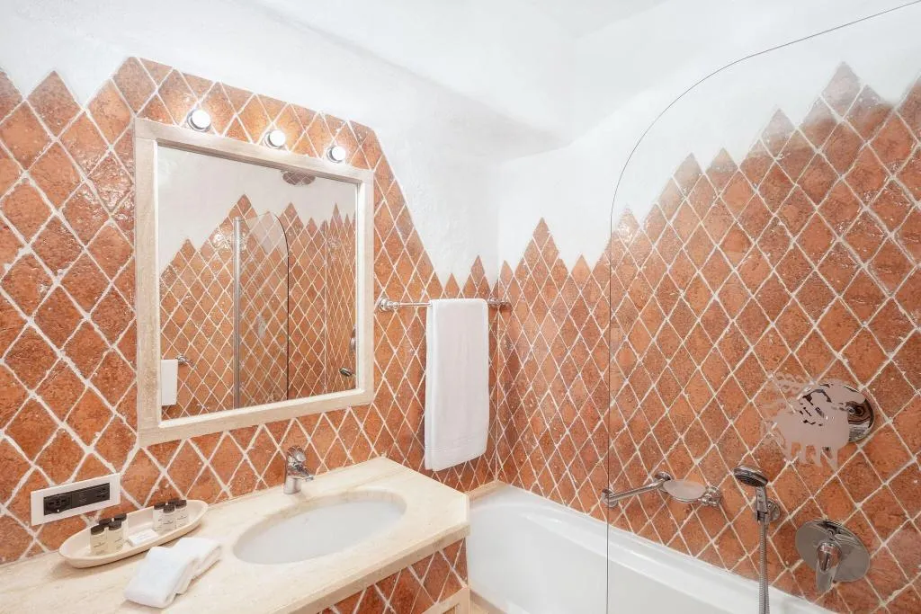 SUITE PREMIUM WITH VIEWS Room, Cervo, Olbia