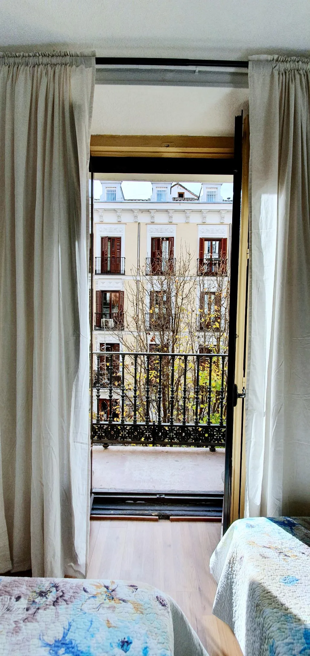 QUADRUPLE STANDARD Room, Hostal Alicante, Madrid