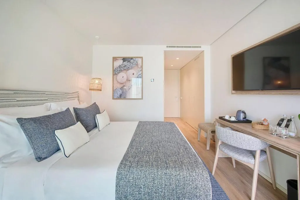 Room, The Editory By The Sea Lagos, Algarve