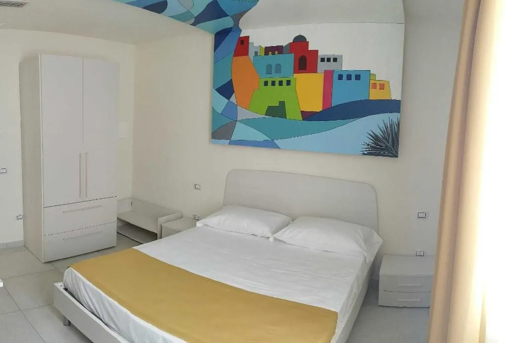 Room, Happyrooms, Naples