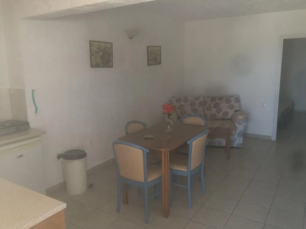 Room, Captain Pavlos, Kos